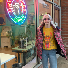Load image into Gallery viewer, Beetle Sweater